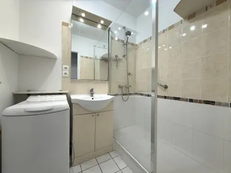 Appartement vue mer face plage Coz-Pors, Trégastel : photo 6