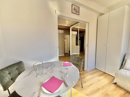 Studio climatisé Rue Fesch, centre Ajaccio : photo 4