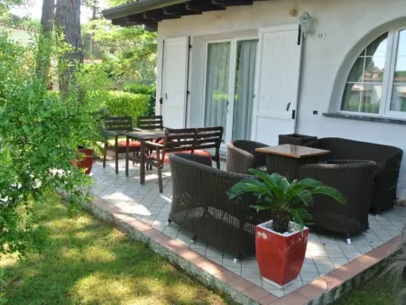 'Villa Edera' mit privatem Garten, Maison 6 personnes à Lignano Pineta - Photo 1