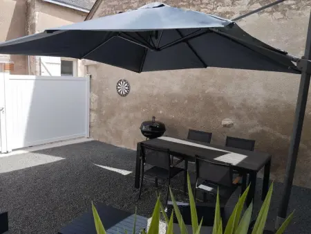 Gîte en plein bourg avec garage et cour aménagée : photo 21