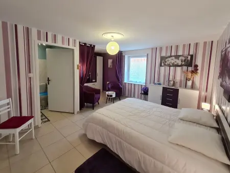 Gîte 2 pers. au cœur du village, parking et recharge EV : photo 6