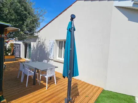 Maison plain-pied 77 m² jardin clos 336 m² - Royan - Photo 1