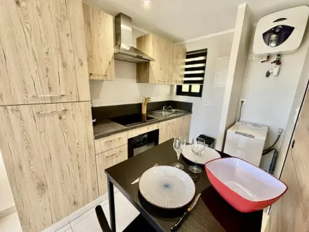 Studio 18 m² avec terrasse 45 m² au Lavandou : photo 2