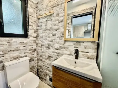 Studio 18 m² avec terrasse 45 m² au Lavandou : photo 3