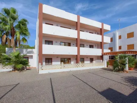Appartement 5 pers. à 300m de la plage, pool : photo 2