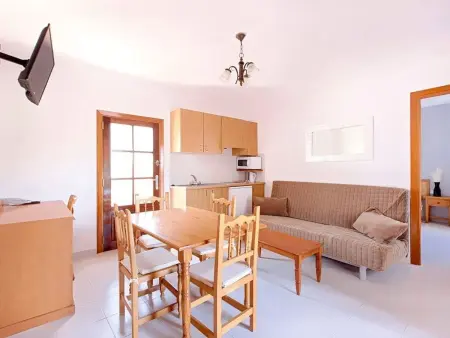 Appartement 5 pers. à 300m de la plage, pool : photo 5