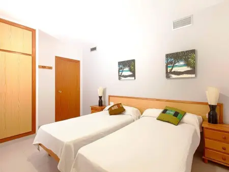 Appartement 5 pers. à 300m de la plage, pool : photo 6
