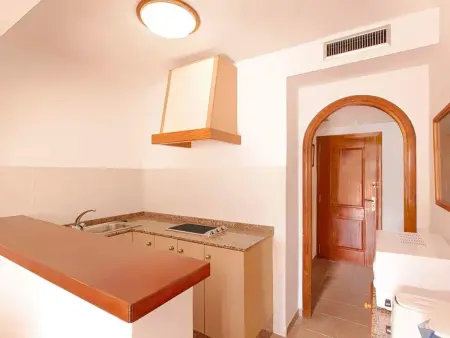 Appartement 5 pers. à 300m de la plage, pool : photo 10