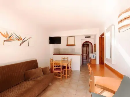 Appartement 5 pers. à 300m de la plage, pool : photo 11
