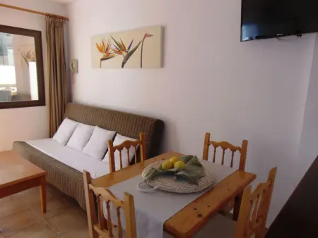 Appartement 5 pers. à 300m de la plage, pool : photo 18
