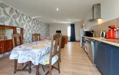 Maison 90 m² avec jardin privé à Sauzé-entre-Bois : photo 3