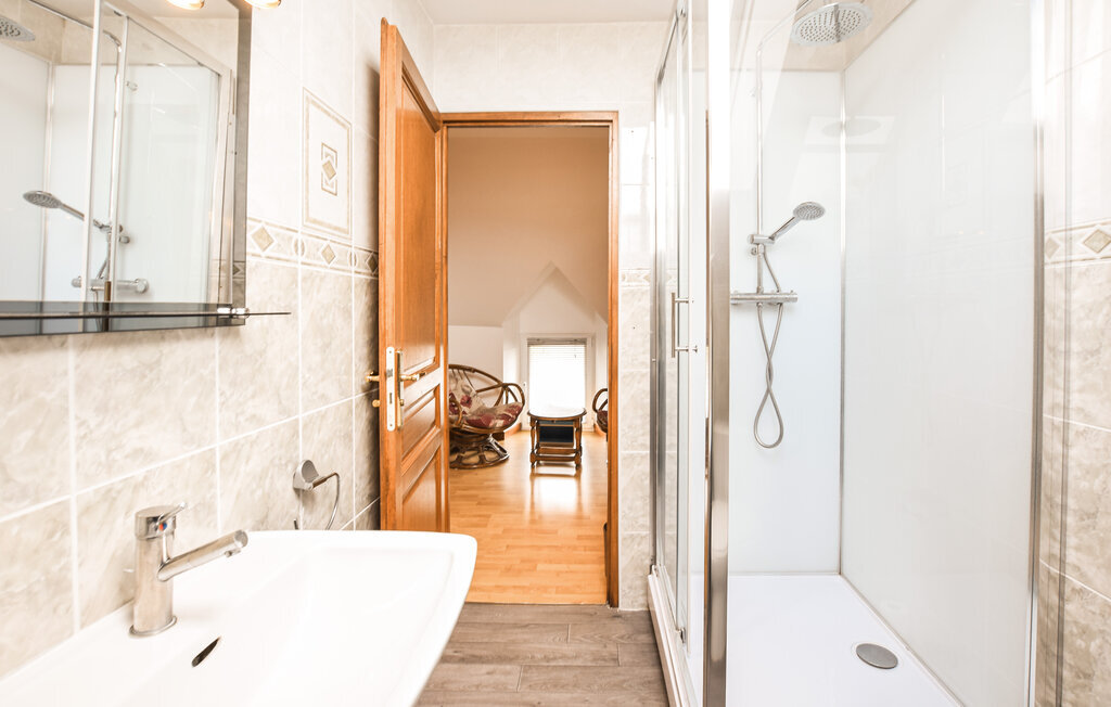 Maison 9 pers. avec terrasse et terrain clôturé à Bricqueville - Photo 24