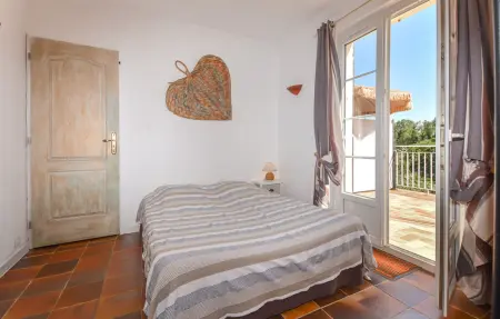 Maison méditerranéenne avec piscine partagée à Ghisonaccia : photo 6