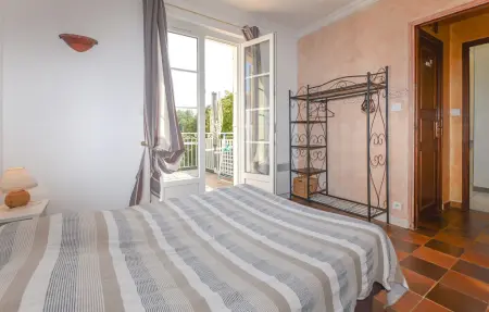 Maison méditerranéenne avec piscine partagée à Ghisonaccia : photo 18