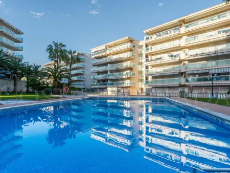 Appartement 2 chambres avec terrasse et piscine à Salou : photo 1