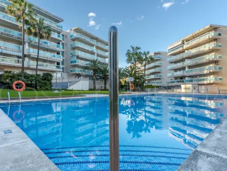 Appartement 2 chambres avec terrasse et piscine à Salou : photo 3