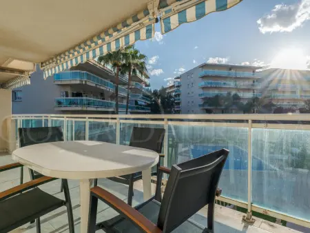 Appartement 2 chambres avec terrasse et piscine à Salou : photo 11
