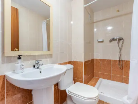 Appartement 2 chambres avec terrasse et piscine à Salou : photo 25
