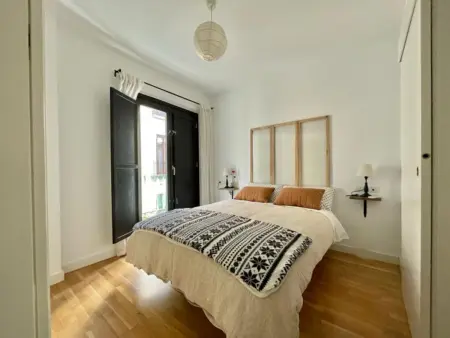 Appartement rénové avec projecteur près de la cathédrale : photo 12