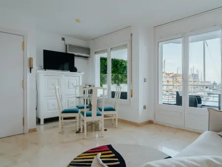 Studio 25 m² avec terrasse vue canal à Empuriabrava : photo 1