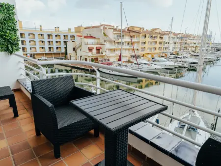 Studio 25 m² avec terrasse vue canal à Empuriabrava : photo 16