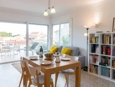 Appartement 3 chambres avec terrasse à Llançà : photo 3