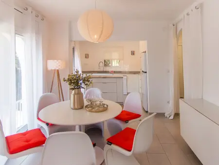 Maison Empuriabrava avec terrasse, jacuzzi et parking : photo 6