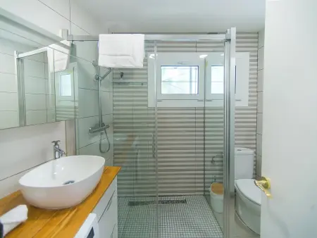 Maison Empuriabrava avec terrasse, jacuzzi et parking : photo 9