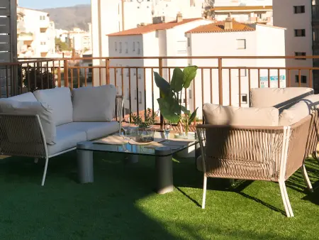 Appartement 70 m² terrasse vue montagne - Roses : photo 3