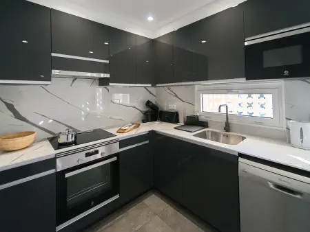 Appartement 70 m² terrasse vue montagne - Roses : photo 7