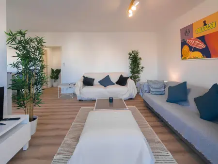 Appartement 70 m² terrasse vue montagne - Roses : photo 9