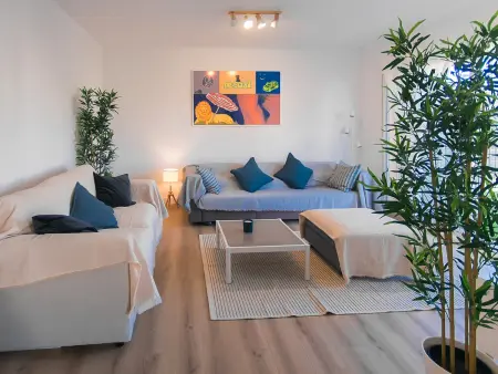 Appartement 70 m² terrasse vue montagne - Roses : photo 10