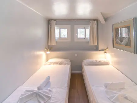 Maison 200 m² piscine privée pour 10 pers. à Garrigoles : photo 22