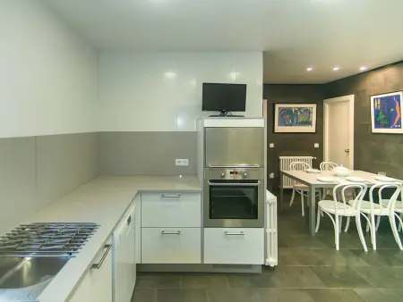 Maison 200 m² piscine privée pour 10 pers. à Garrigoles : photo 34