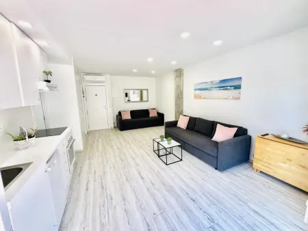 Appartement 37 m² avec terrasse vue montagne, piscine : photo 16