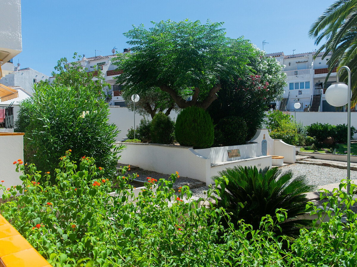 Appartement 30 m² avec terrasse et piscine - Roses - Photo 30