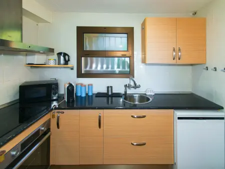 Appartement 60 m² vue mer avec balcon et barbecue : photo 6