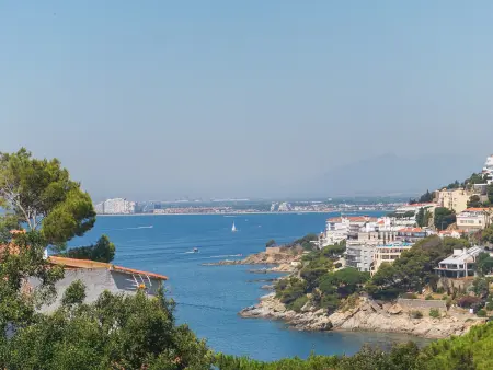 Studio 25 m² vue mer – Terrasse Roses : photo 15