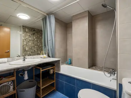 Appartement 6 pers. climatisé avec piscine à Roses : photo 10