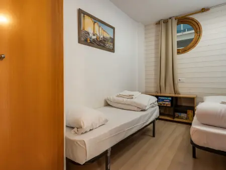 Appartement 6 pers. climatisé avec piscine à Roses : photo 25