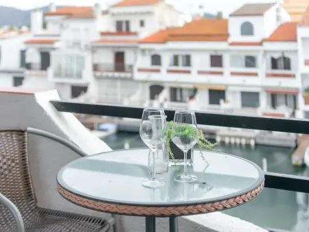Studio 38 m² climatisé avec balcon privé, Empuriabrava : photo 4
