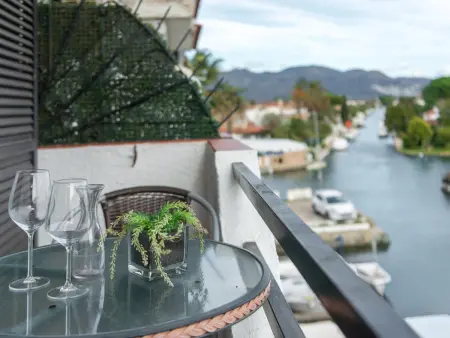 Studio 38 m² climatisé avec balcon privé, Empuriabrava : photo 18
