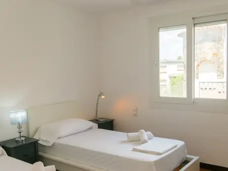 Maison 4 chambres avec piscine partagée à Roses : photo 17