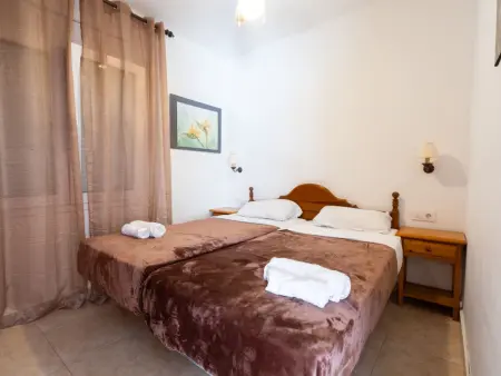 Appartement 4 pers. Empuriabrava, terrasse & piscine : photo 4