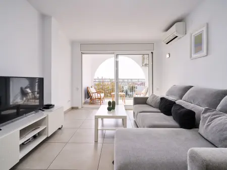 Duplex 70m² vue panoramique face mer à Empuriabrava : photo 3
