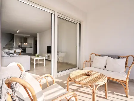 Duplex 70m² vue panoramique face mer à Empuriabrava : photo 4