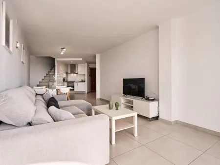 Duplex 70m² vue panoramique face mer à Empuriabrava : photo 9