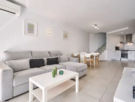 Duplex 70m² vue panoramique face mer à Empuriabrava : photo 17