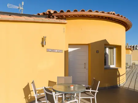 Appartement bord de mer, terrasse avec vue plage à Empuriabrava : photo 12