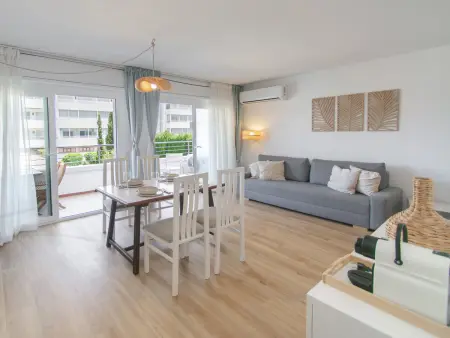 Appartement 2 chambres avec terrasse vue Roses : photo 3